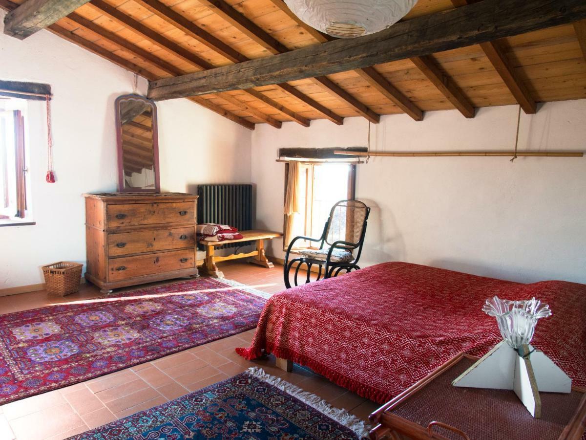 Casa La Valle, Gubbio, Frazione Santa Cristina Bed & Breakfast Bagian luar foto